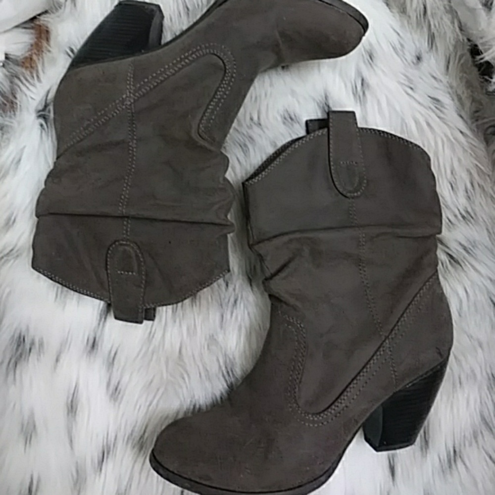 Taupe booties cowgirl style